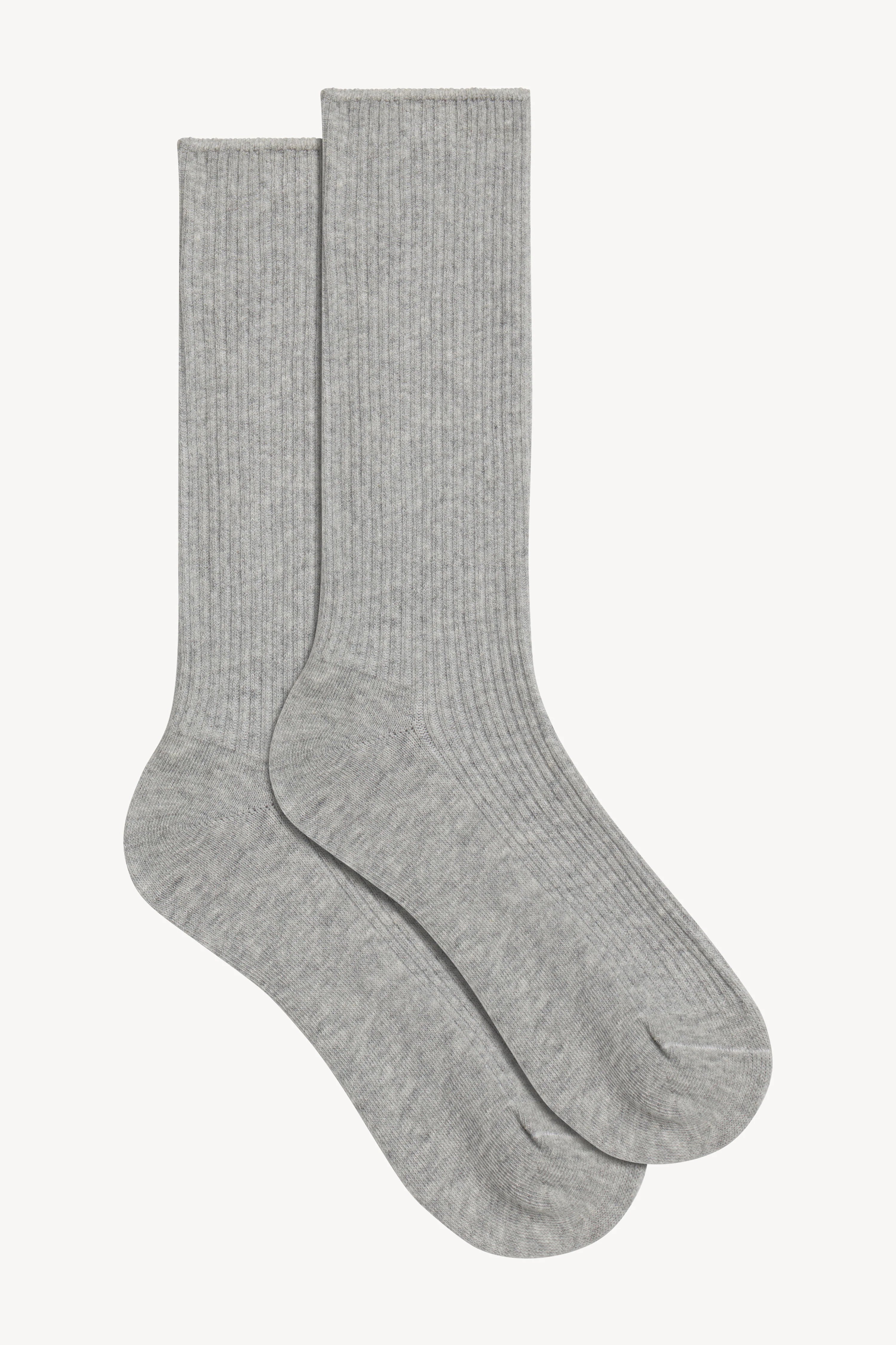 Classic Ribbed Socks