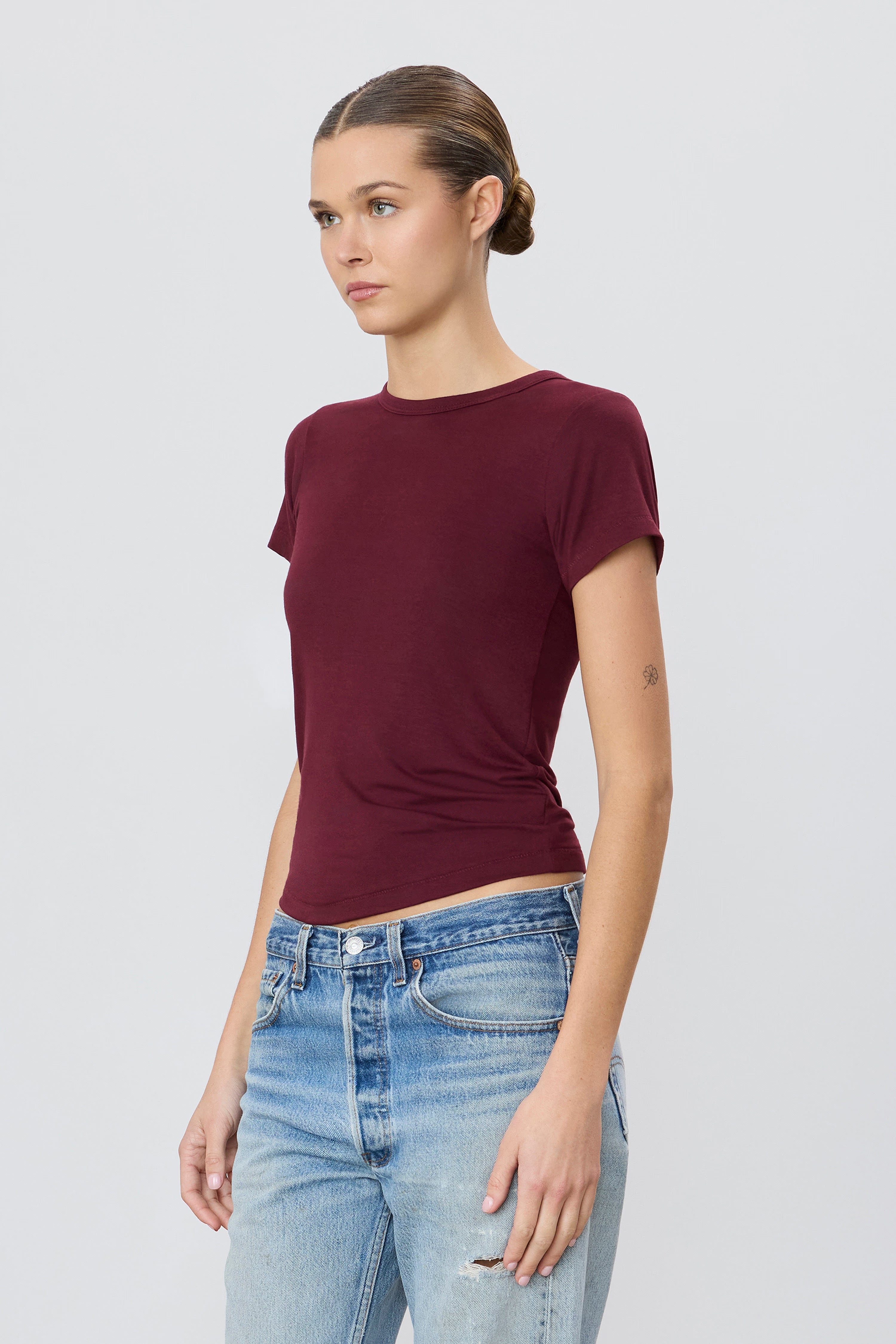 Fitted Short Sleeve T-shirt